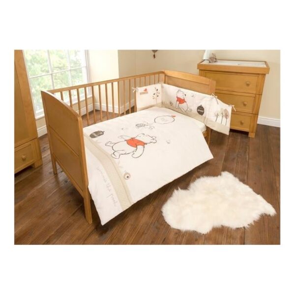 East Coast Winnie-the-Pooh Cot/Cot Bed Bedding & Bumper Set - Bed in Room Showcase