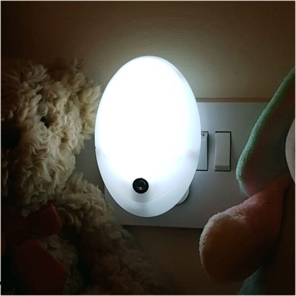 Clippasafe Night Light with Sensor - UK 3 Pin